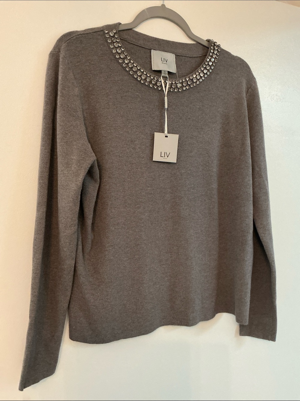 LIV Milano holiday sweater L NWT